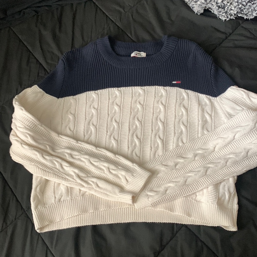 Semi cropped Tommy Hilfiger knitted sweater